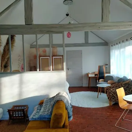 Feriehus Avec Privatif Et Sauna. Les Essarts-le-Roi